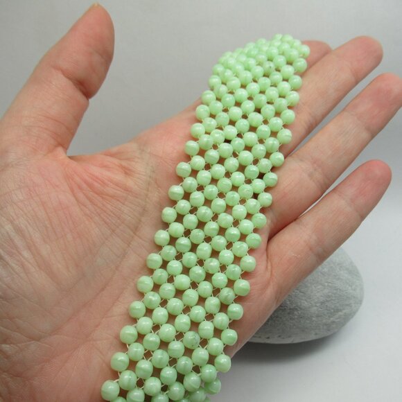Woven Uranium glass bead bracelet - Picture 2 of 11